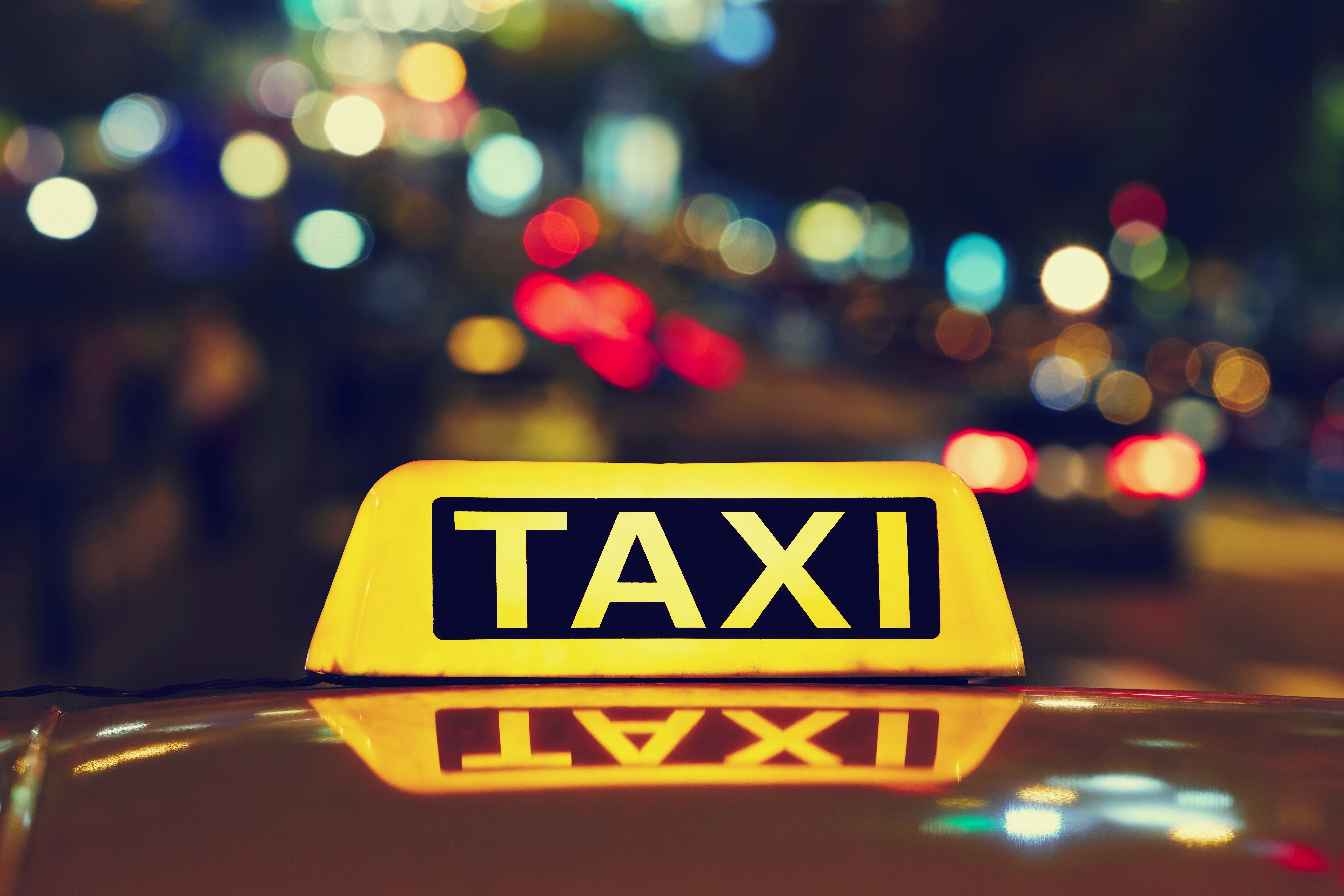タクシー待ちの時間が無くなる！ 便利なタクシー配車アプリ